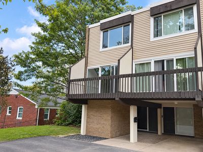 1231 N Quinn St, Arlington, VA, 22209