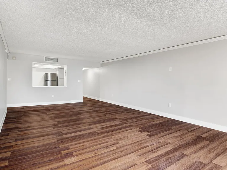 17920 Gulf Blvd #205 — Photo 10
