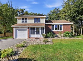 123 Lincoln Pkwy, Lowell, MA 01851