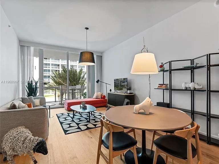 6799 Collins Ave #301 — Photo 7