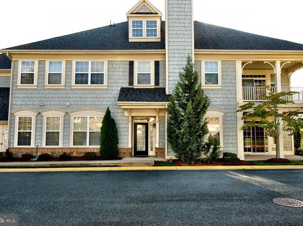 13860 Greendale Dr, Woodbridge, VA 22191