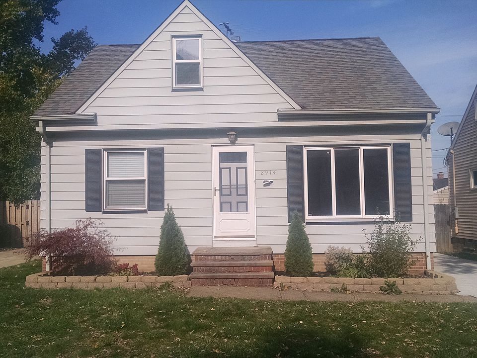 1st image of 2914 Torrington Ave