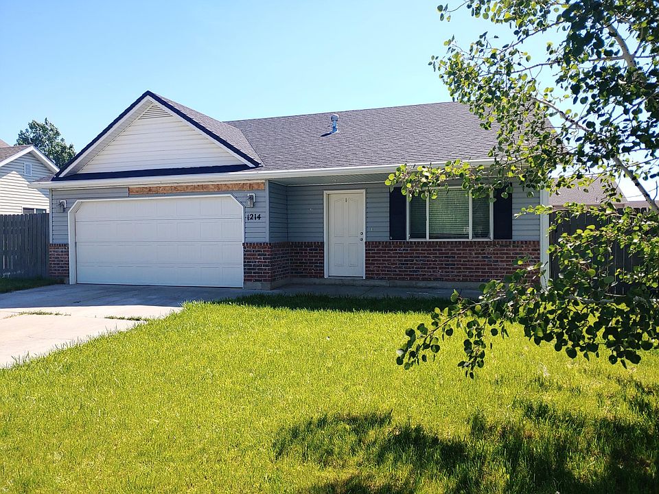 1st image of 1214 N Cornerstone Dr