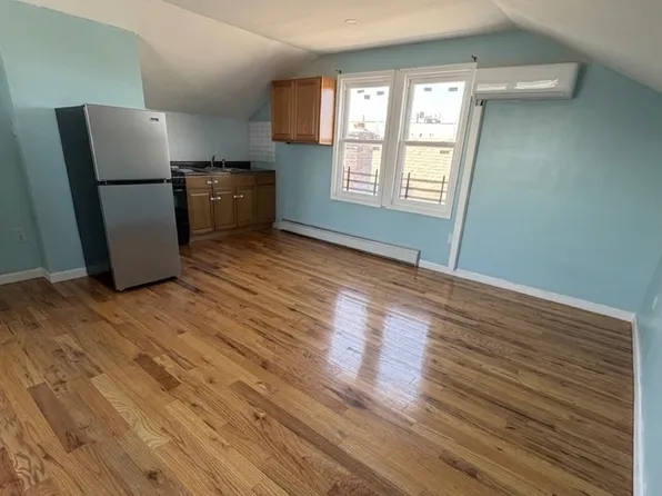 1627 Yates Ave #3, Bronx, NY 10461