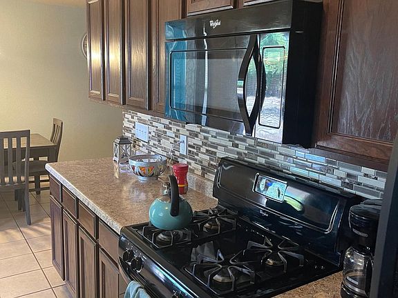3rd image of 11600 Ochre Bluff Ln