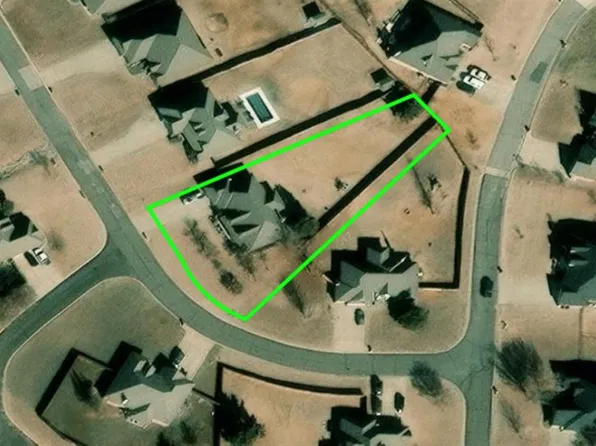 7800 Highland Blvd, Edmond, OK 73025