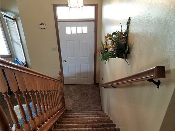 5th image of 2066 W Butte St