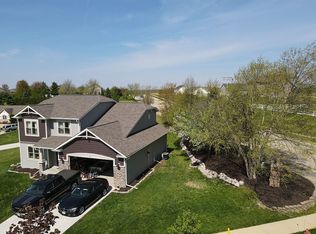 232 Chapel Hill Dr, Johnson Creek, WI 53038