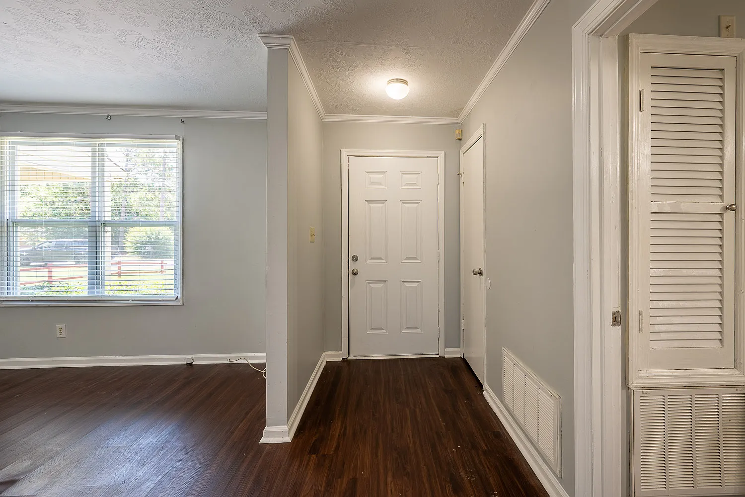 2305 Oketo Drive - 1 — Photo 2