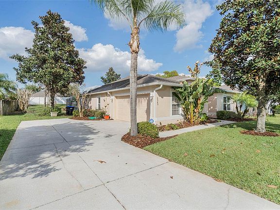 2nd image of 2543 Palmetto Ridge Cir