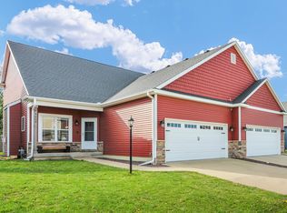 3405 Boulder Ridge Dr, Champaign, IL 61822
