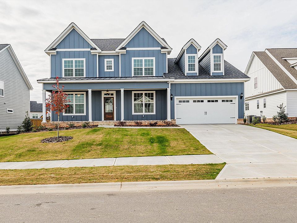 1st image of 3006 Rosewood Dr. Drive