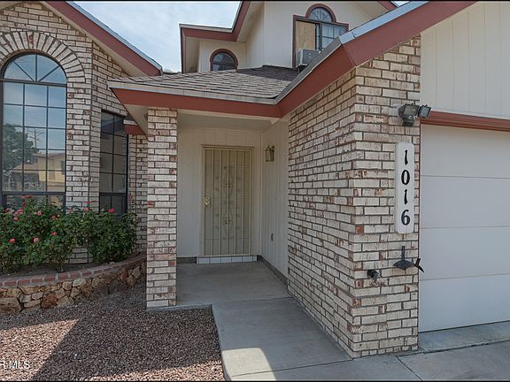 3rd image of 1016 Desierto Seco Dr