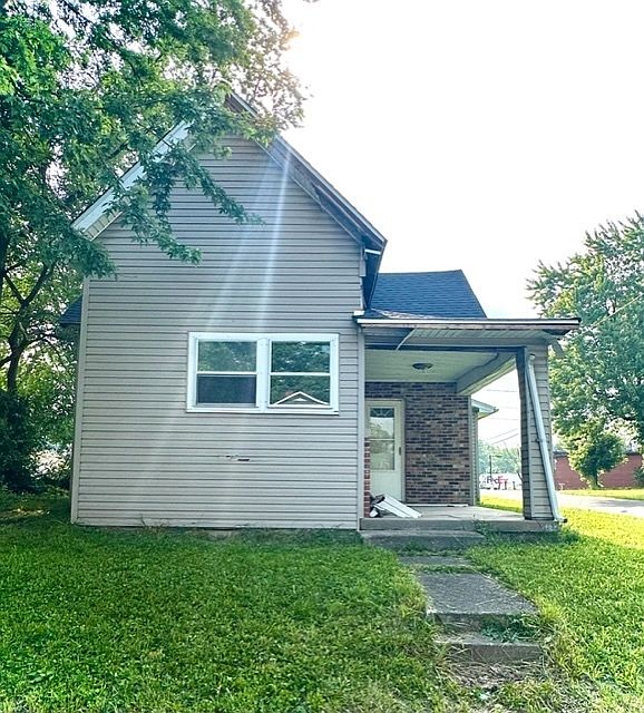 2305 Hendricks St, Anderson, IN 46016 Zillow