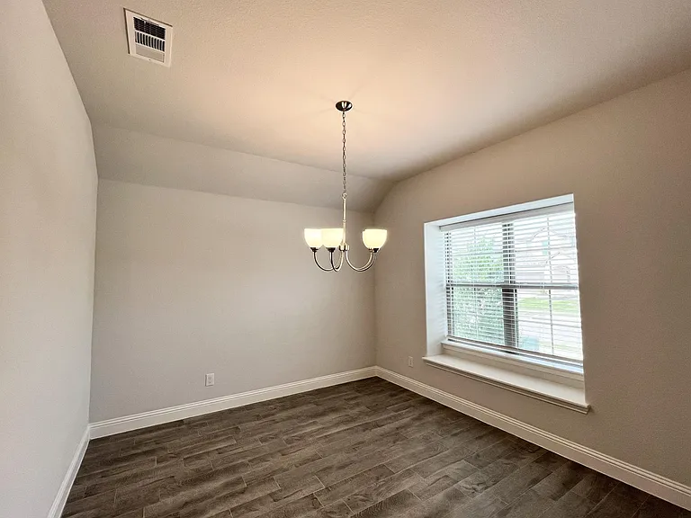 2712 Country Church Rd — Photo 8