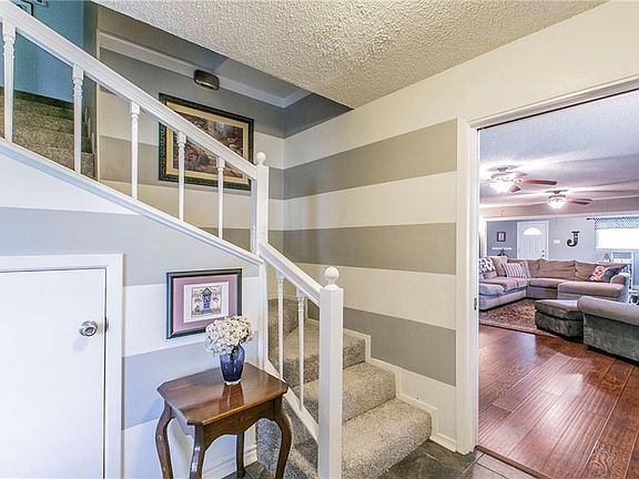 2nd image of 7309 Brentwood Cir
