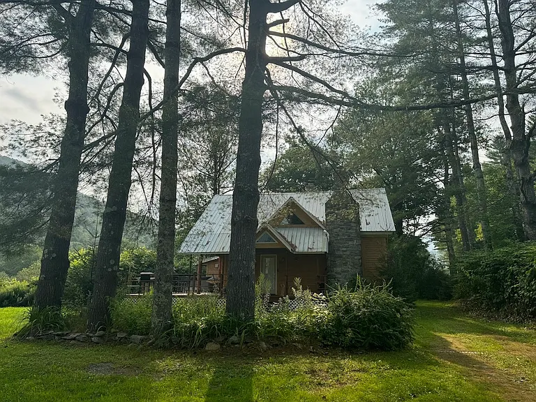 1072 Route 100 — Photo 3