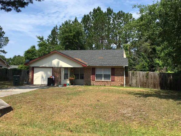 618 Hampton St, Hinesville, GA 31313