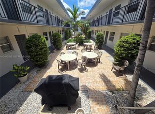 Star Paradise, Hallandale, FL 33009