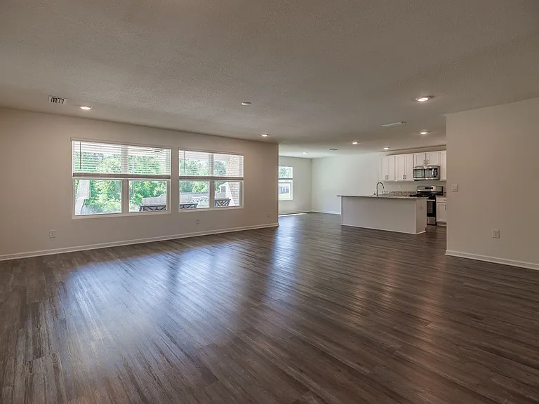 13522 Monticello Blvd — Photo 3