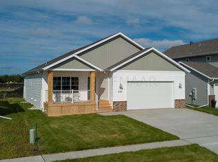 5284 10th St W, West Fargo, ND 58078