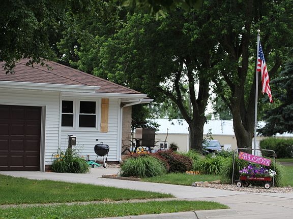 5th image of 653 SW Kenworthy Dr