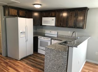 403 W Chickasaw St, Marietta, OK 73448
