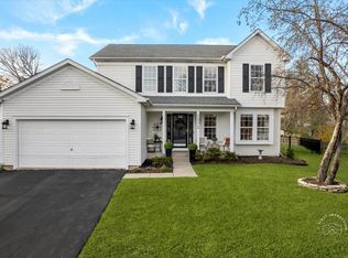 2212 Beaumont Ct, Aurora, IL 60502