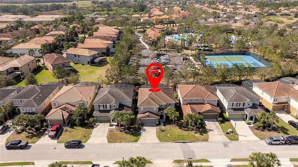 6 bed, 4.5 bath, 3071 sqft, $3,950 — Photo 4
