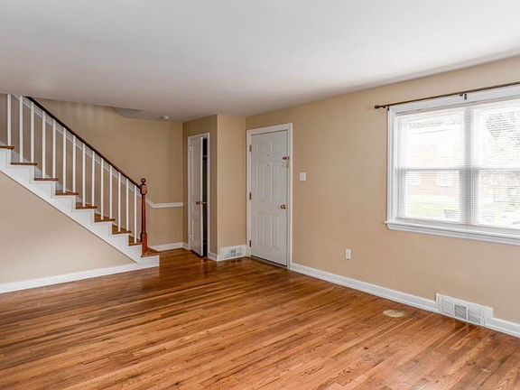 2nd image of 8 Marvilo Ave