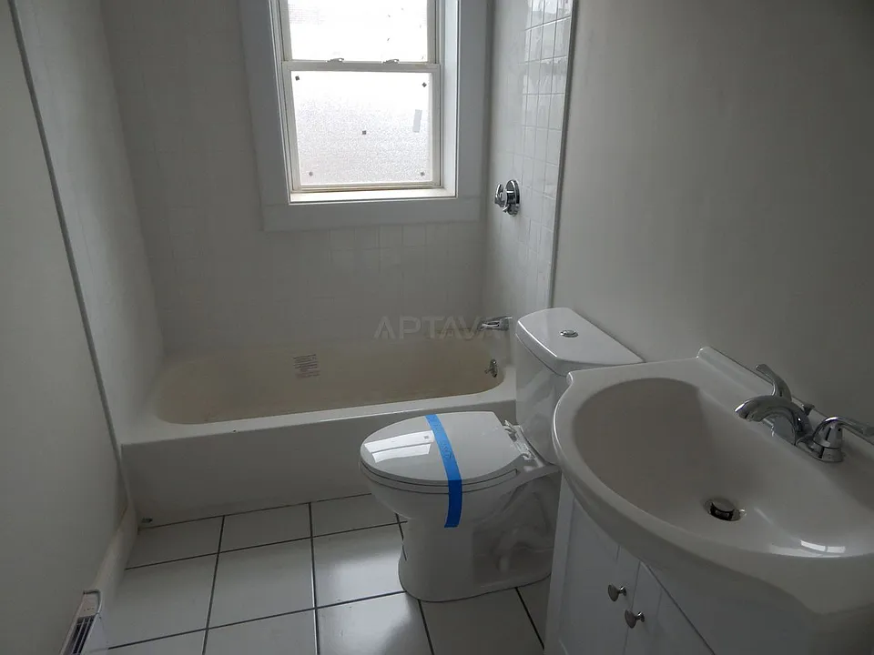 131 Orchard St #34