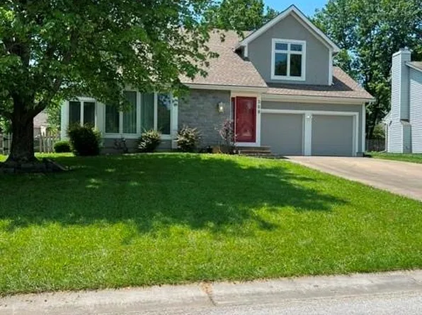 309 N Pinon St, Olathe, KS 66061