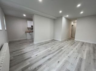 259 Lakeshore Rd E #1, Mississauga, ON L5G1G8