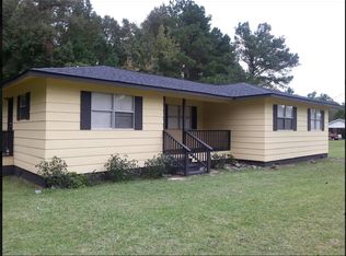516 Goldensand Ln, Moncks Corner, SC 29461