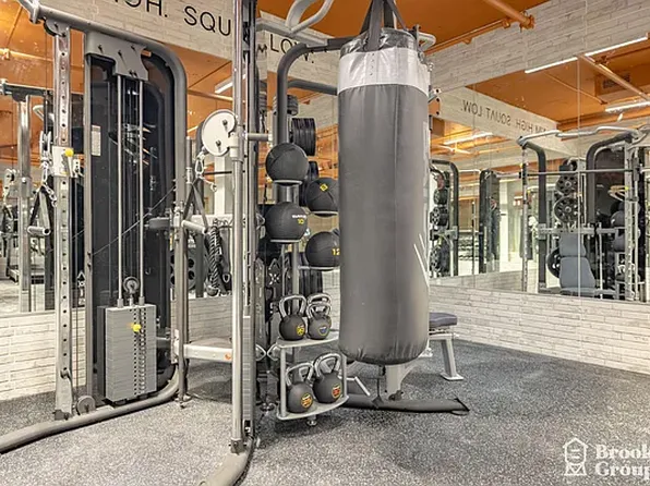 3308 Glenwood Road image 17 of 27