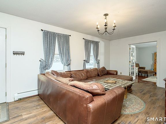 4th image of 296 Newport Road