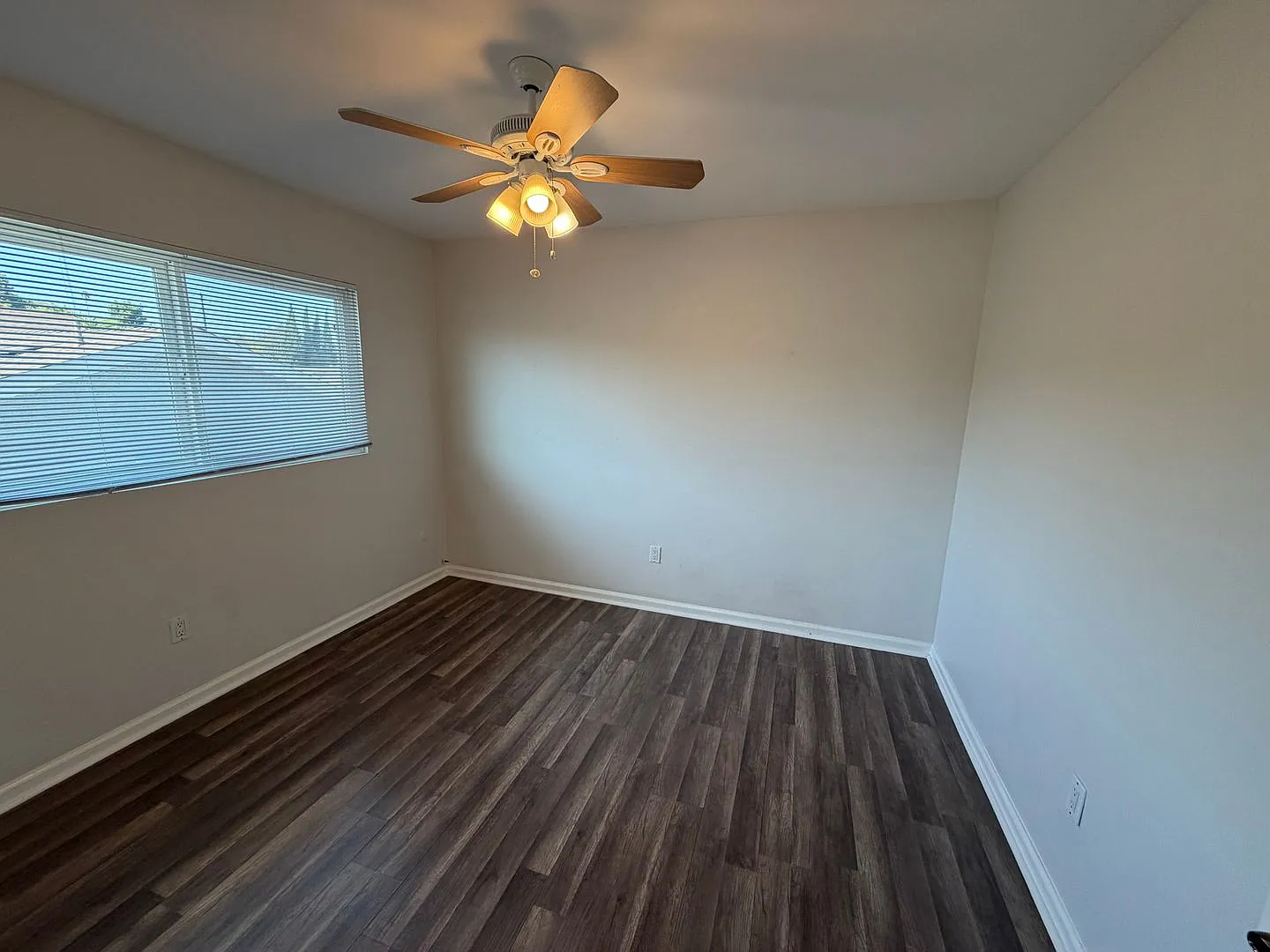 951 Summerland — Photo 4