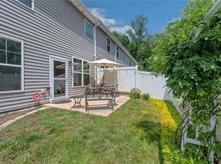 4 Finley Ridge Way, Greensboro, NC 27455