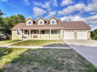 523 4th St, Colo, IA 50056