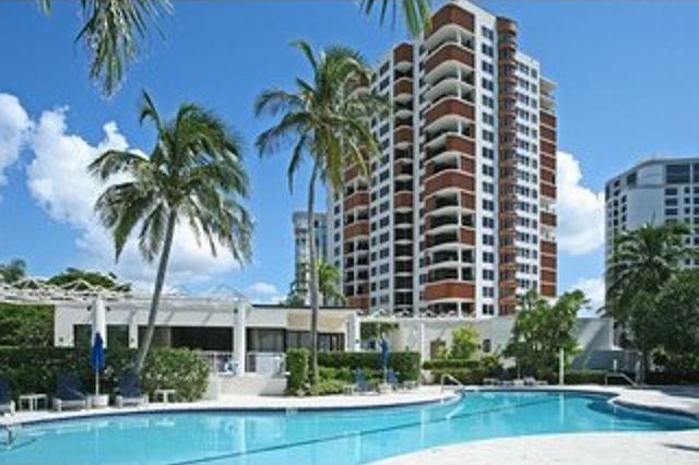1st image of 4251 Gulf Shore Blvd N