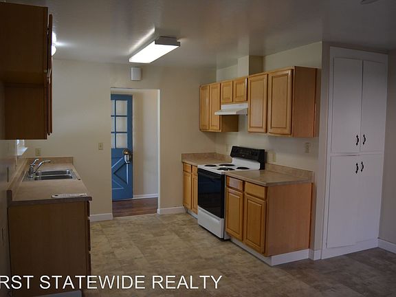 5th image of 1076 Buchanan Ct