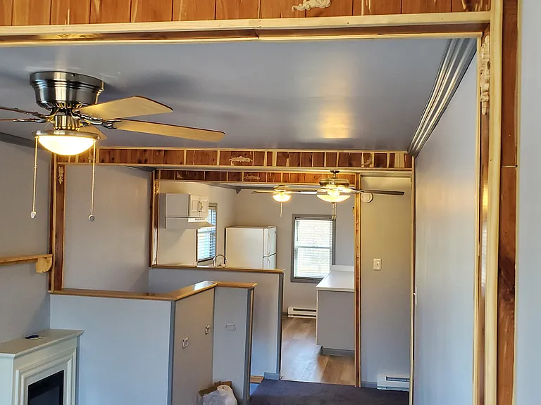 1410 W Wauconda Rd — Photo 4