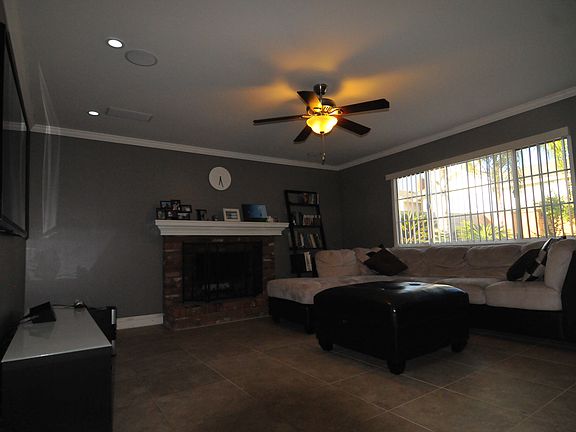 3rd image of 6883 Opal St