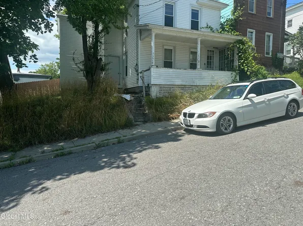 6 Henry Street, Amsterdam, NY 12010