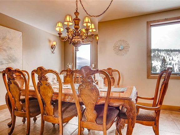 5th image of 1002 High Point Dr