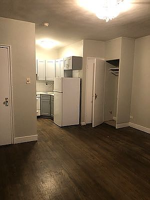3rd image of 71 E 2nd St #B1