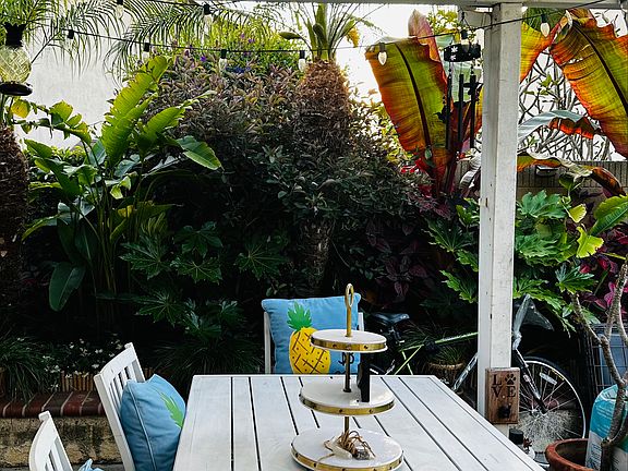 Beautiful patio to include table and chairs