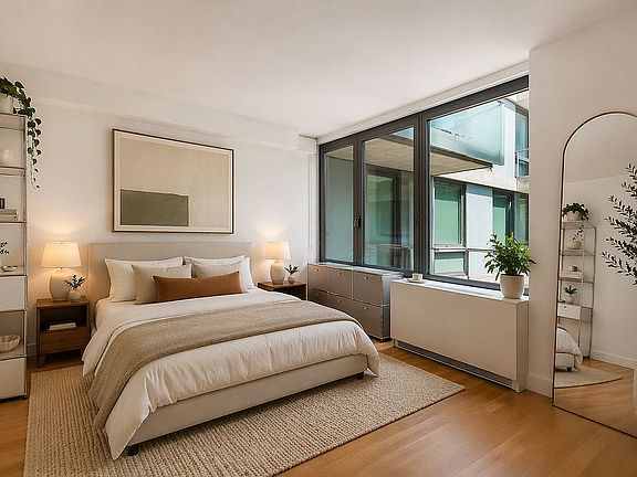 4th image of 464 W 44th St #Pha