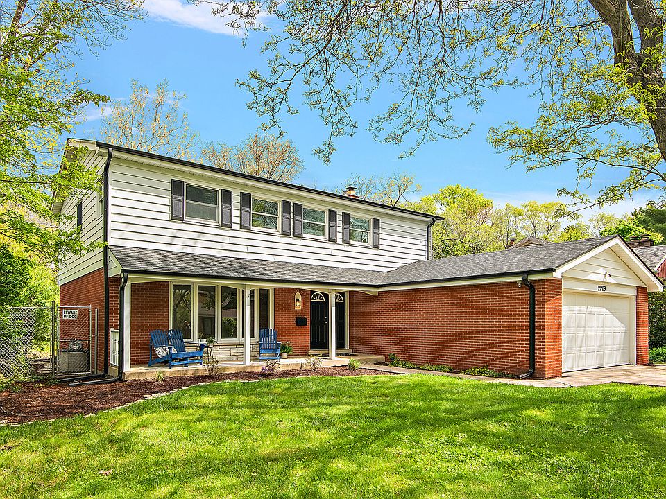 1st image of 2209 Collett Ln