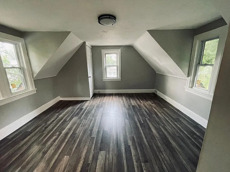 7163 Chandler Ave — Photo 15